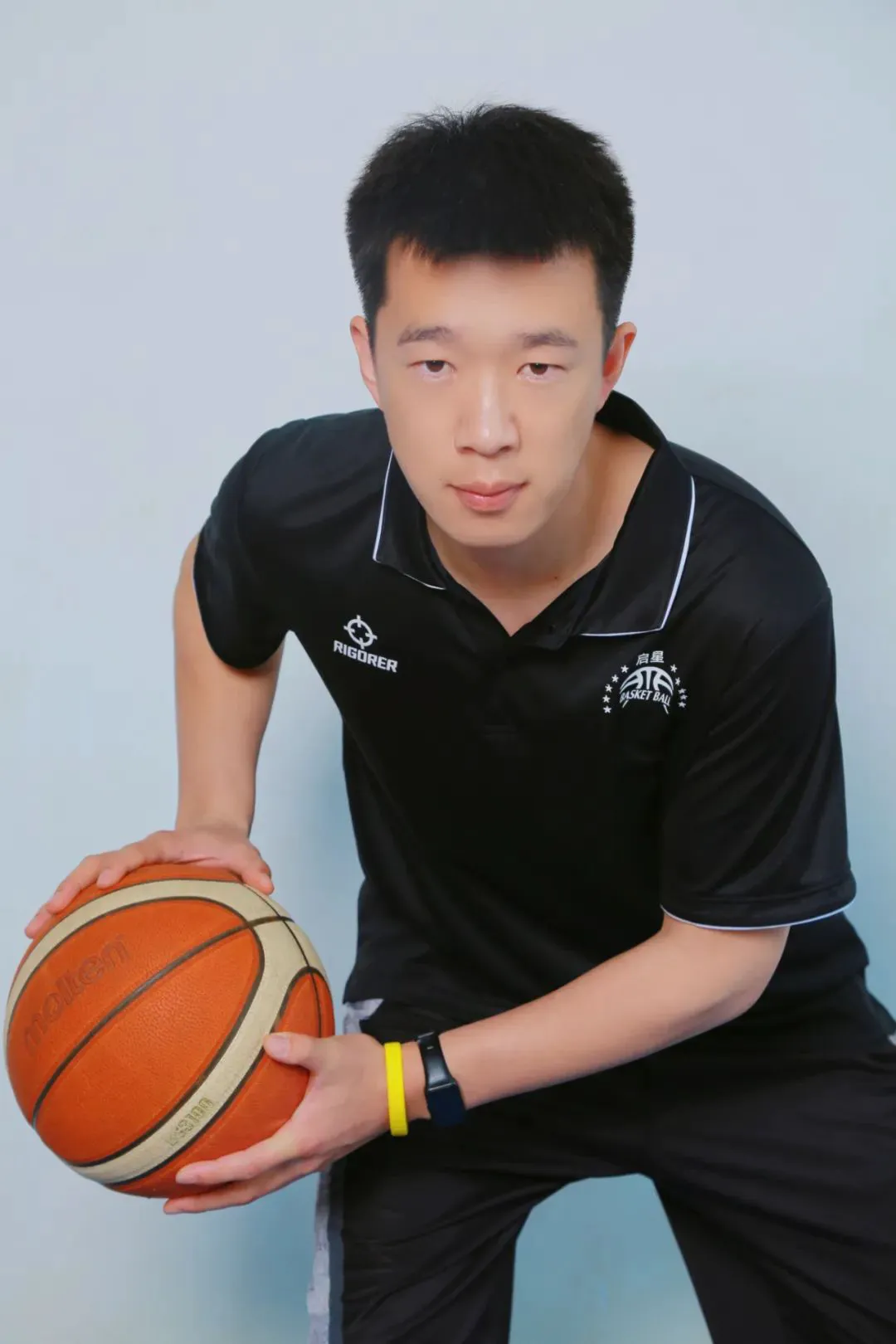 学生篮球主力如何平衡学业与训练_1